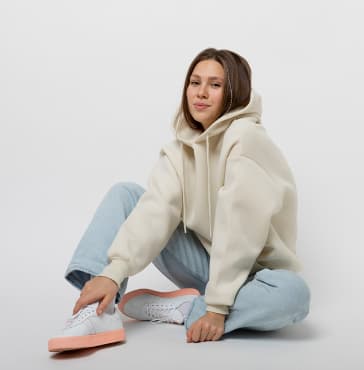 VEARME streetwear community post